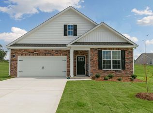 856 Misty Creek Dr, Aberdeen, NC 28315