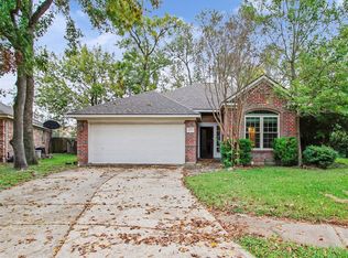 16803 Basewood Ct, Sugar Land, TX 77498