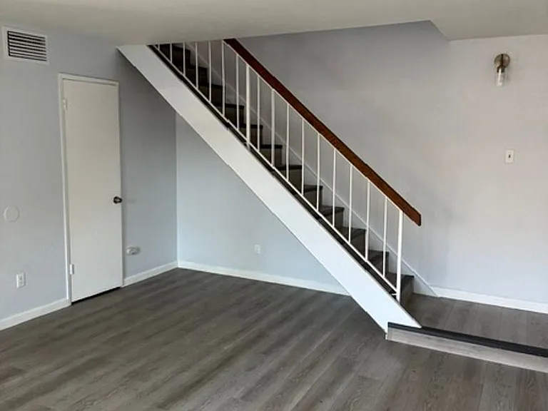 2731-2751 Don Juan Dr — Photo 28
