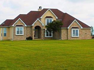 16948 Long Judson Rd, Bowling Green, OH 43402