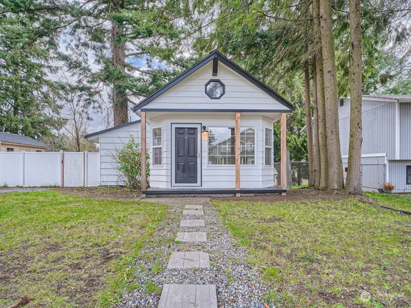 6227 S Ferdinand Street, Tacoma, WA 98409