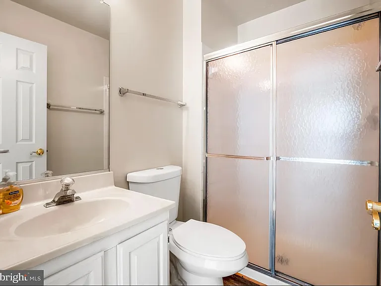 13706 Captain Marbury Ln — Photo 16