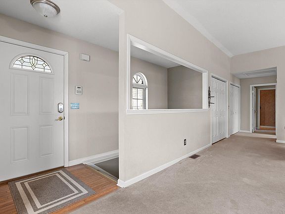 4th image of 6534 Hickory Trace Cir