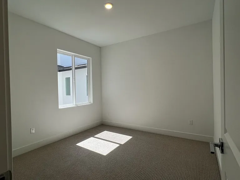 1st bedroom