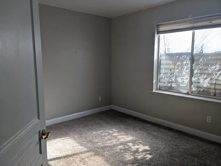 1942 N 1350 W — Photo 42