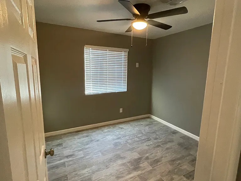 2250 W Southern Ave #16 — Photo 16