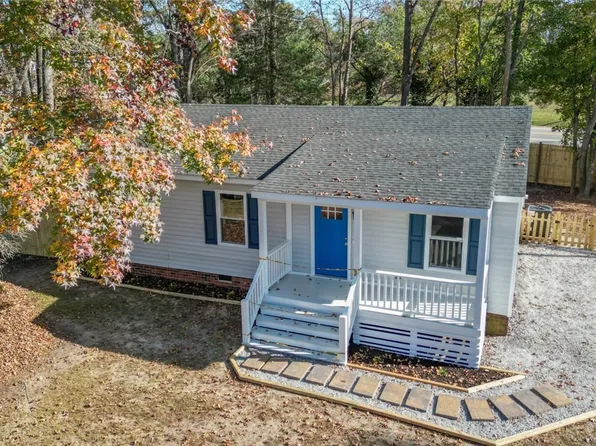 6717 Mason Valley Dr, North Chesterfield, VA 23234