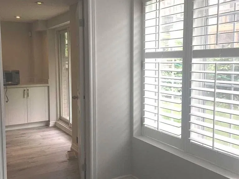 71 Dewpoint Rd #LOWER — Photo 4