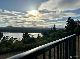 3330 Narrows View Ln NE UNIT 201, Bremerton, WA 98310