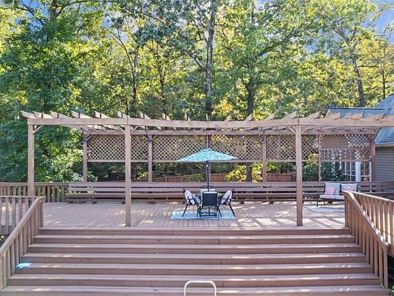 5th image of 733 Unity Church Rd