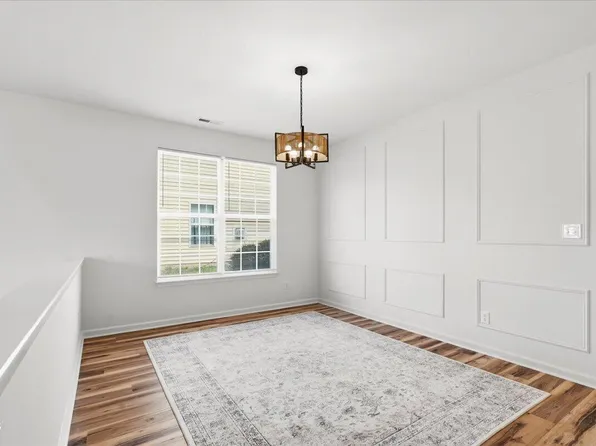 112 Smith Rock Dr, Holly Springs, NC 27540