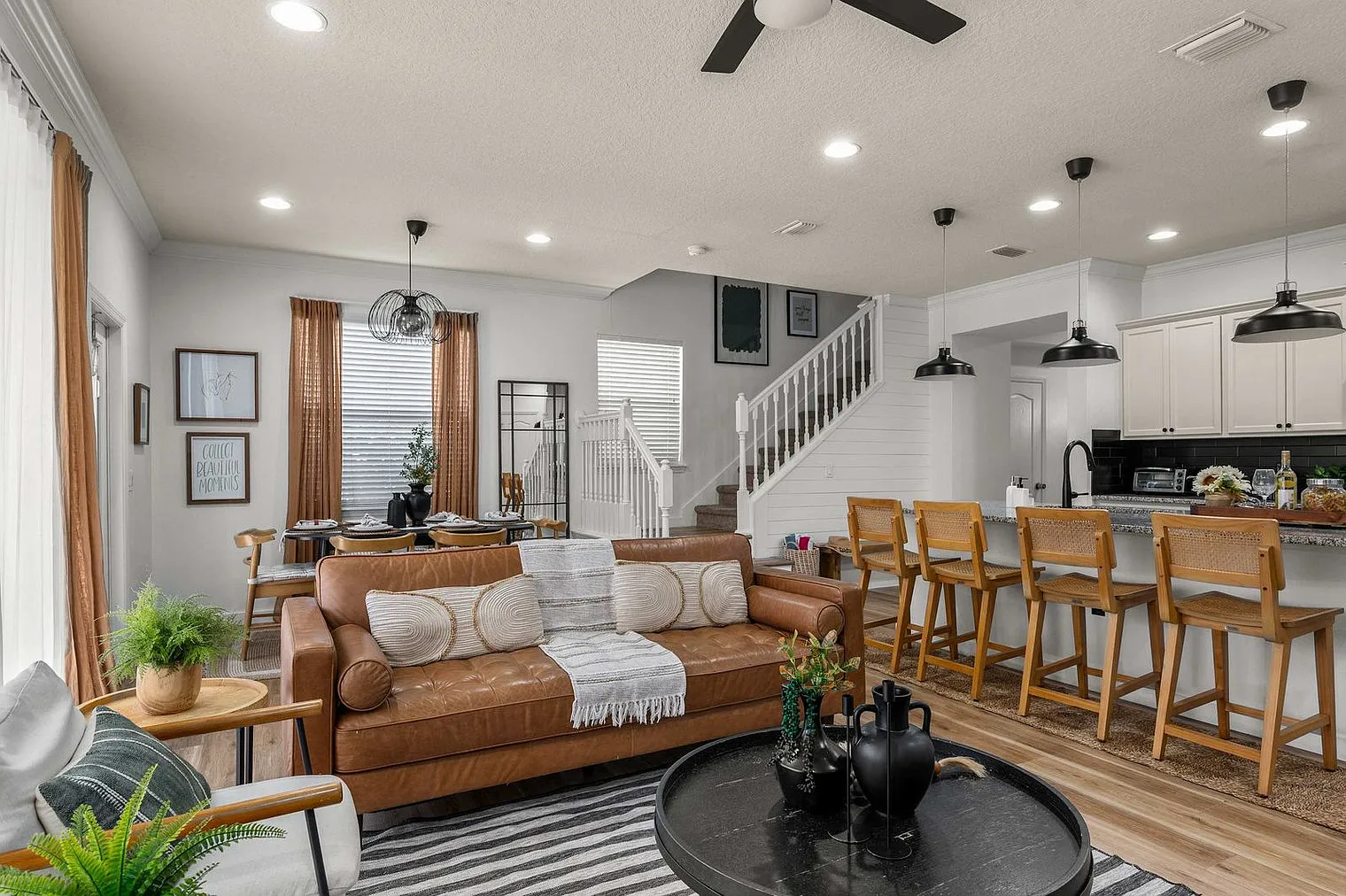 5 bed, 4.0 bath, 2260 sqft, $6,556 — Photo 1