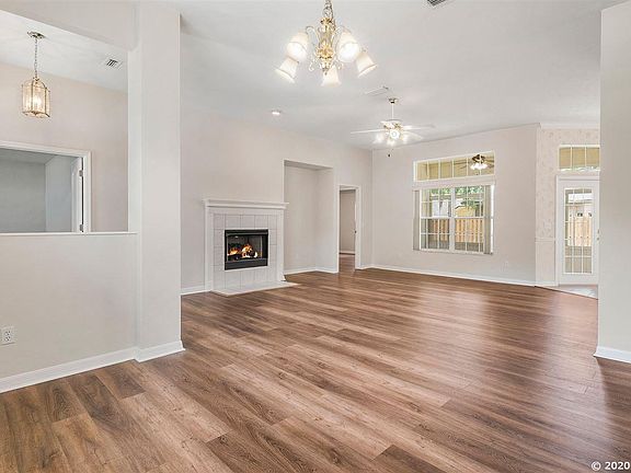 5th image of 3437 NW 63rd Pl
