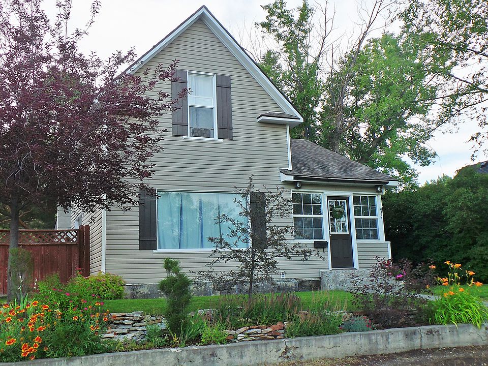 1st image of 637 W 1st N