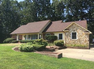 329 Whippoorwill Ln, Mount Holly, NC 28120