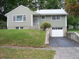 33 Forest Ave, Nutley, NJ 07110