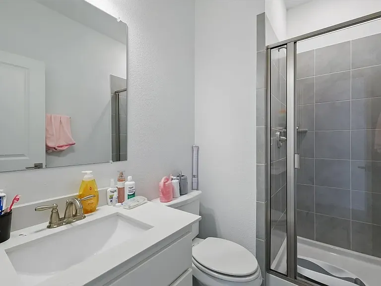 222 Woodson St — Photo 27