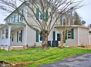 1102 Stoneburner St, Staunton, VA 24401