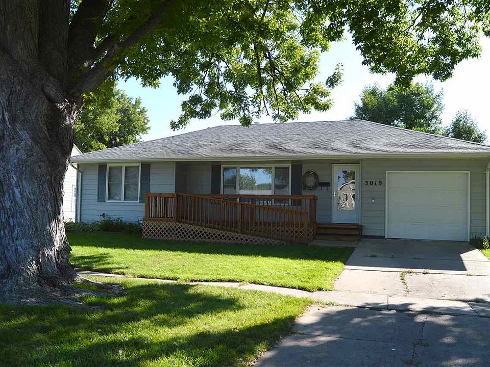 1st image of 3019 Avenue E