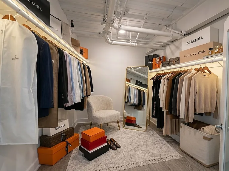 HWH Luxury Living — Photo 43