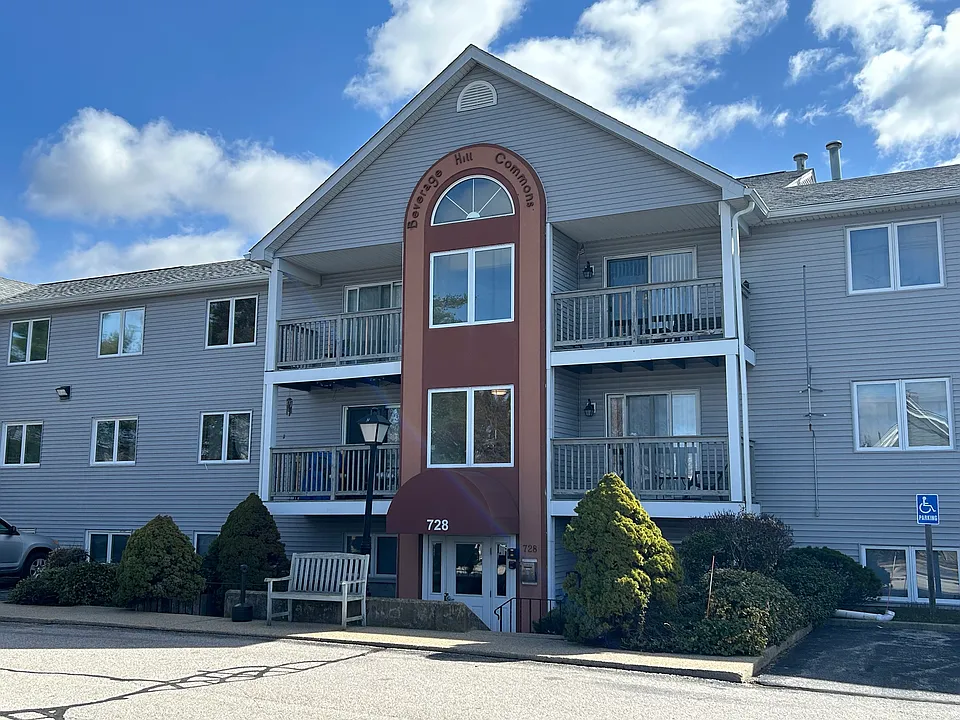 728 Beverage Hill Ave #16