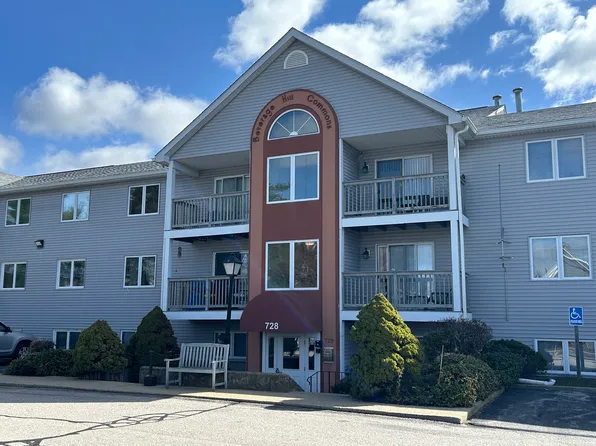 728 Beverage Hill Ave, Pawtucket, RI
