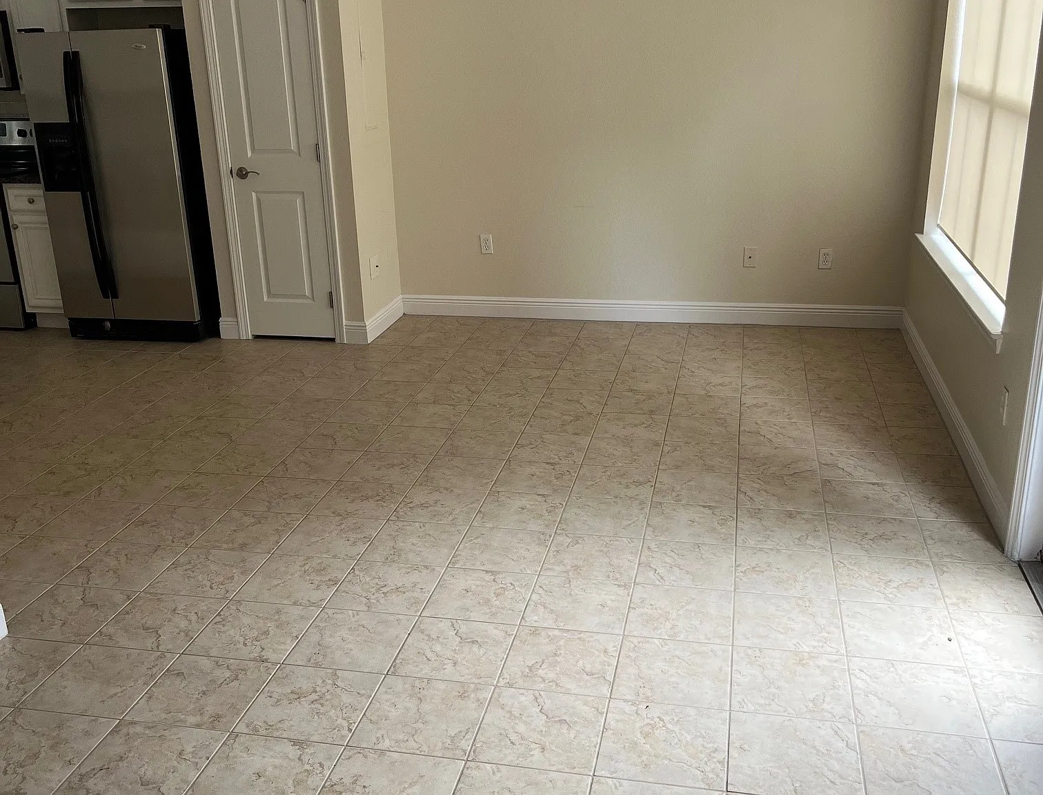2 bed, 2.5 bath, 900 sqft, $1,750 — Photo 2