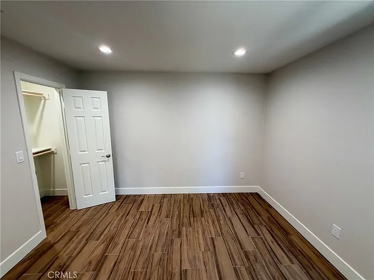 435 N Cypress St #D — Photo 23