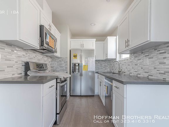 2nd image of 635 N Harvard Blvd #2A