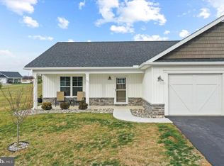 567 Dripping Spring Dr, Hedgesville, WV 25427