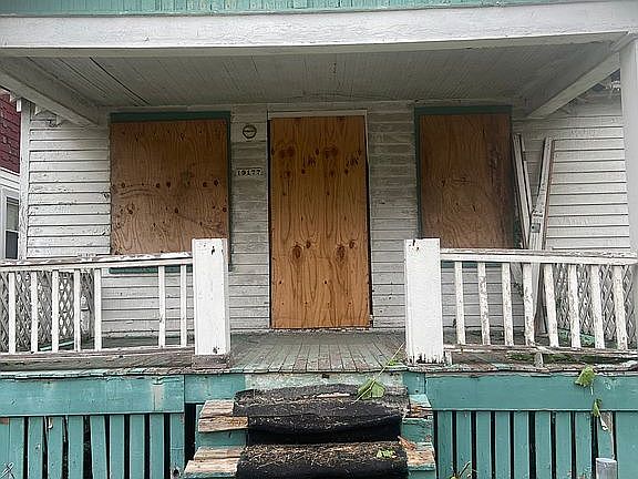 2nd image of 19177 Hanna St