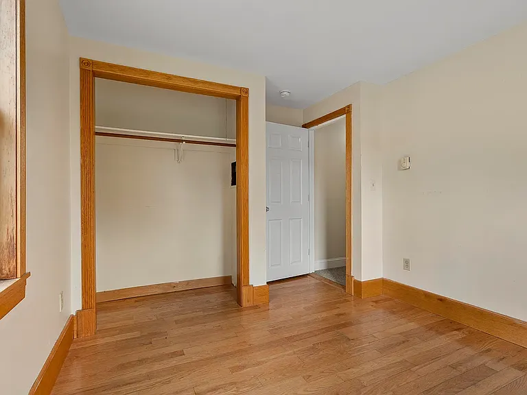 585 Walnut Hill Rd — Photo 23