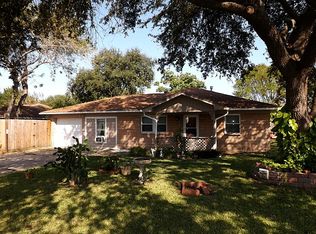 2806 7th Ave N, Texas City, TX 77590