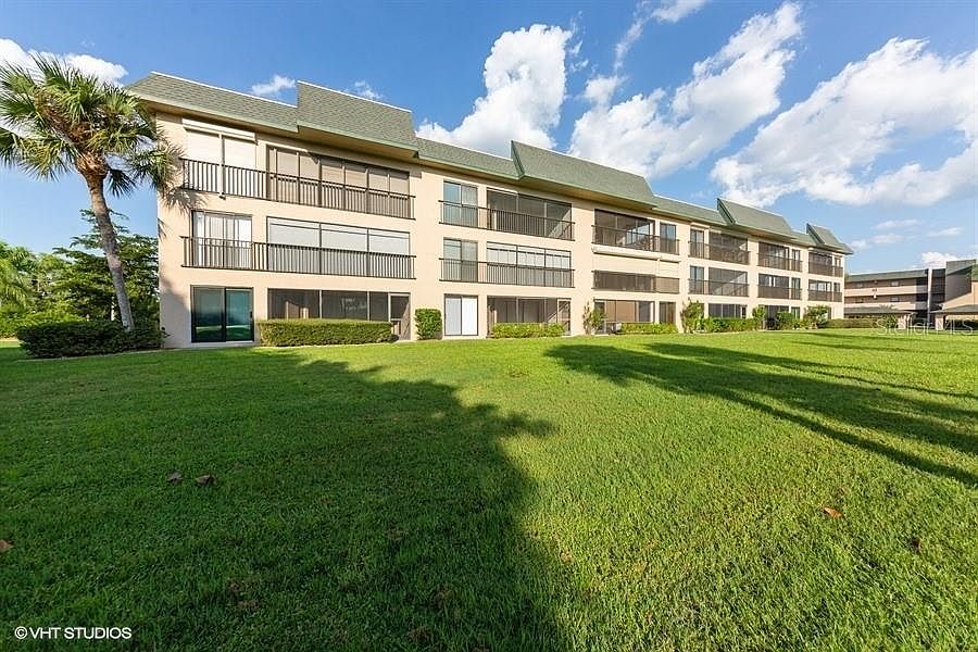 1st image of 601 Shreve St Building 6