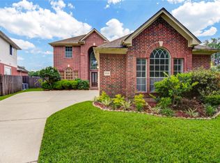 15318 Amesbury Ln, Sugar Land, TX 77478