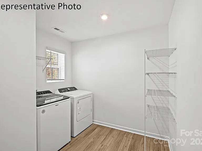 10003 Travis Floyd Ln — Photo 32