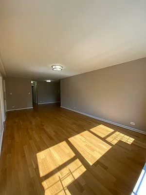 Rented by UES Management | media 20