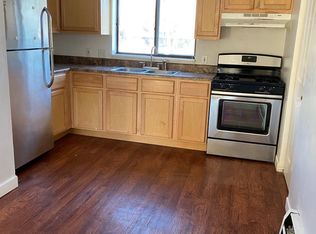 2422 36th St SW APT 3, Wyoming, MI 49519