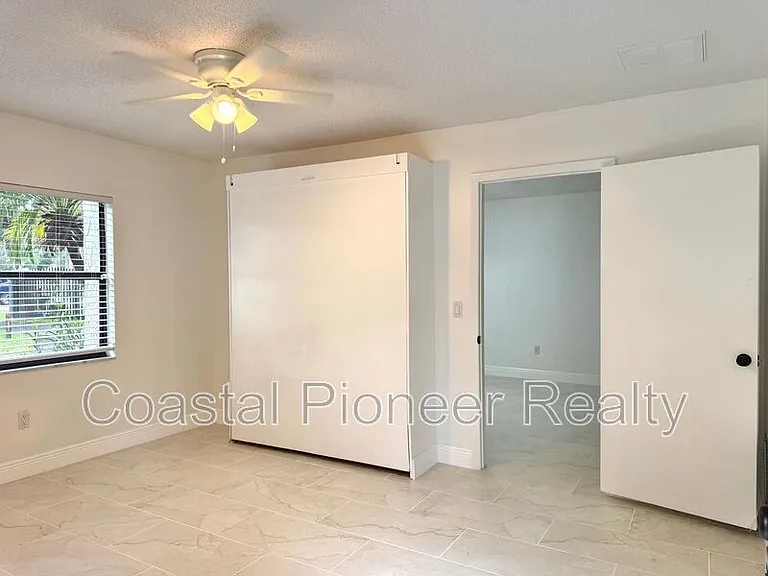 18306 Crawley Rd — Photo 32