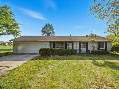 7901 Hessen Cassel Rd, Fort Wayne, IN, 46816