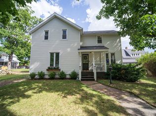 616 E Sibley St, Howell, MI 48843