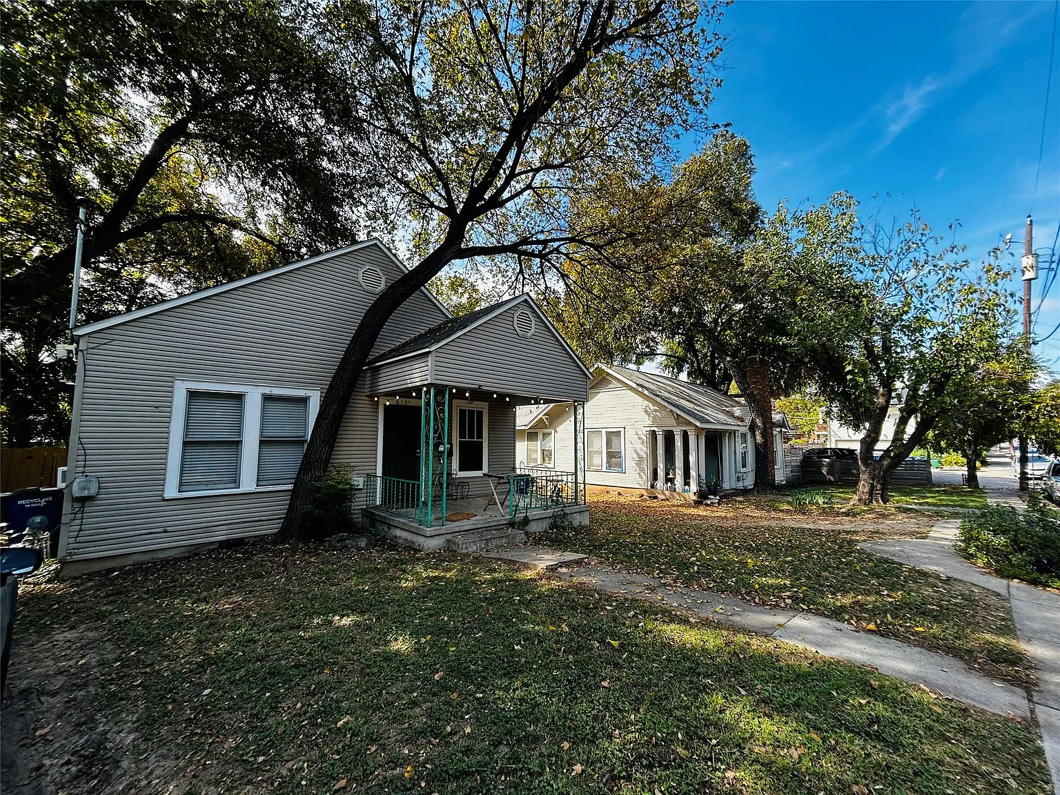 1 bed, 1.0 bath, 600 sqft, $1,100 — Photo 2