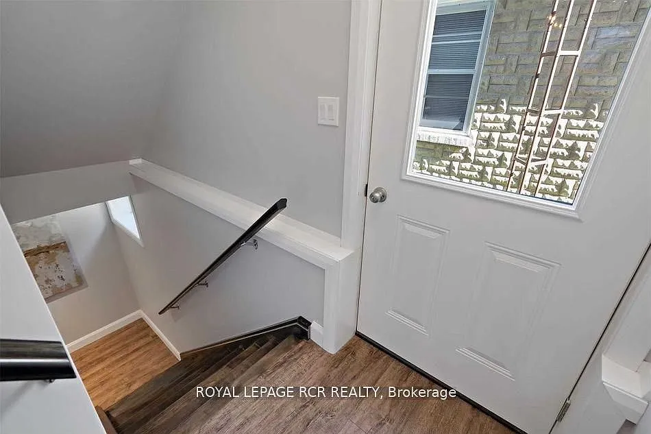 2 bed, $1,800 — Photo 2