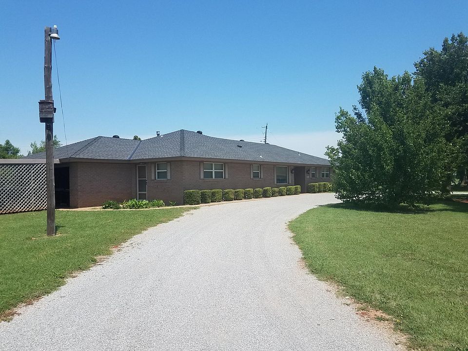 1st image of 503 Stout Dr NW