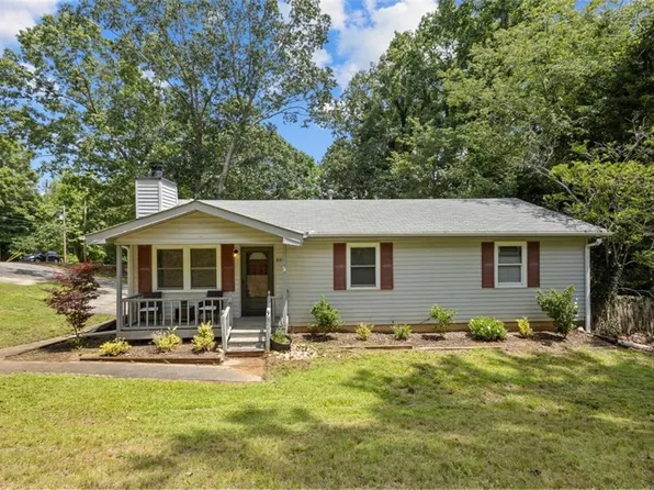 8990 Tweeddale Dr, Winston, GA 30187