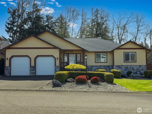 8819 Eagle Point Loop Road SW, Lakewood, WA 98498