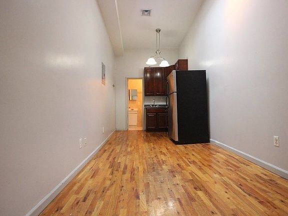 4th image of 413 Bushwick Ave #2FFUJI