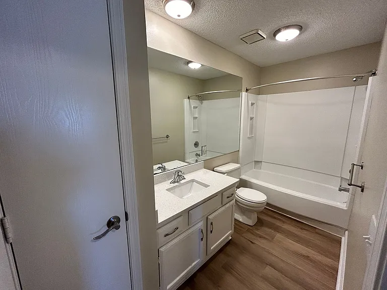 5939 Outlook St — Photo 8