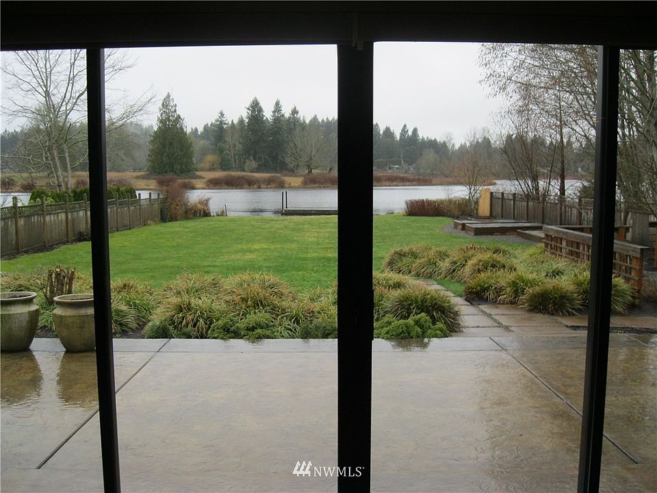 1st image of 2215 Westlake Drive SE