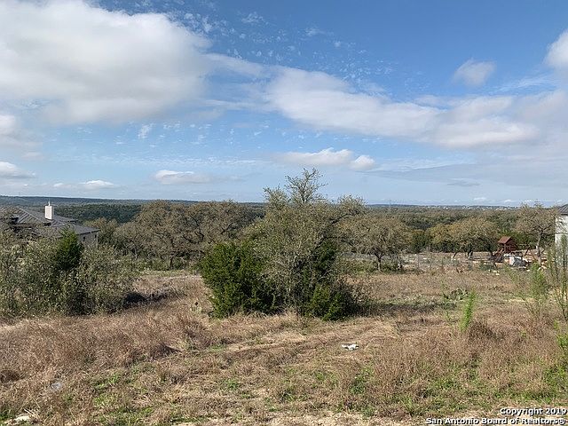 2nd image of 534 Cantera Rdg